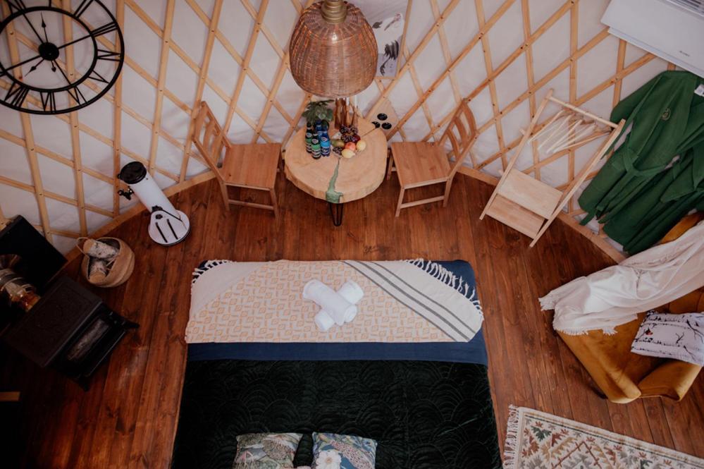 Jurty Z Widokiem, Prywatna Balia- Dzikolas Glamping Krasnobród Kültér fotó