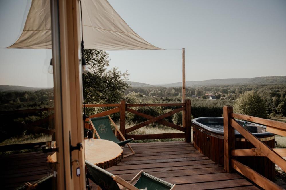 Jurty Z Widokiem, Prywatna Balia- Dzikolas Glamping Krasnobród Kültér fotó